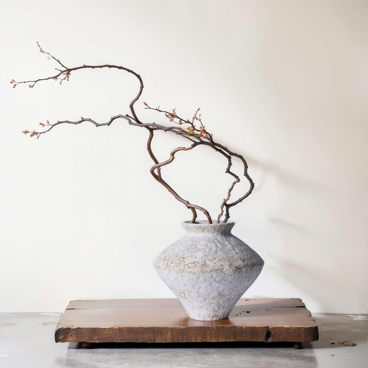 Wabi Sabi Rusty Vintage Vase, 6.3" Tall Wabi Sabi Decor Rustic Farmhouse Pottery Vase for Centerpiece, Textured Pottery Flower Vases for Home Decorative, Table, Living Room, Bedroom, Bathroom, Kitchen