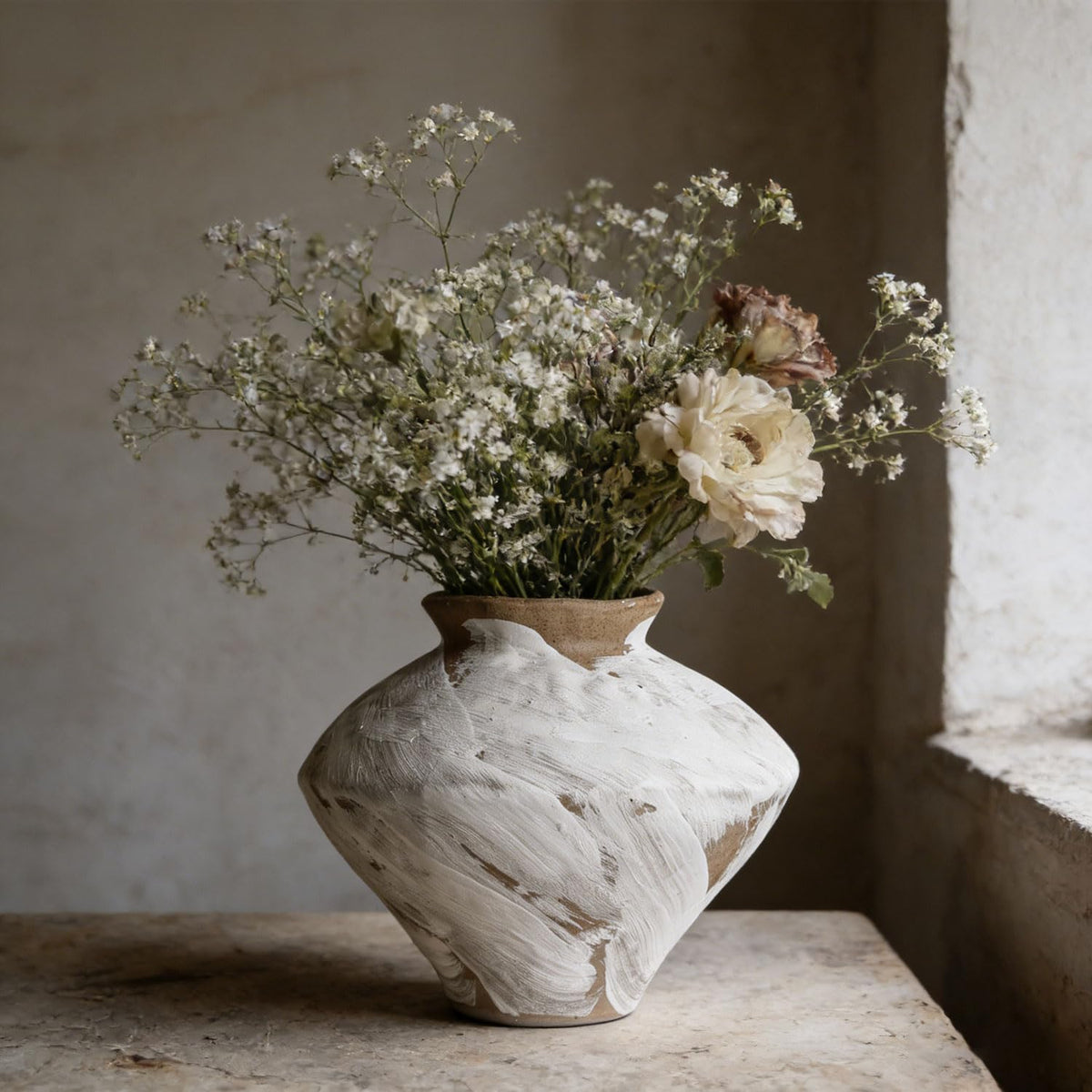 Wabi Sabi Rusty Vintage Vase, 6.3" Tall Wabi Sabi Decor Rustic Farmhouse Pottery Vase for Centerpiece, Textured Pottery Flower Vases for Home Decorative, Table, Living Room, Bedroom, Bathroom, Kitchen