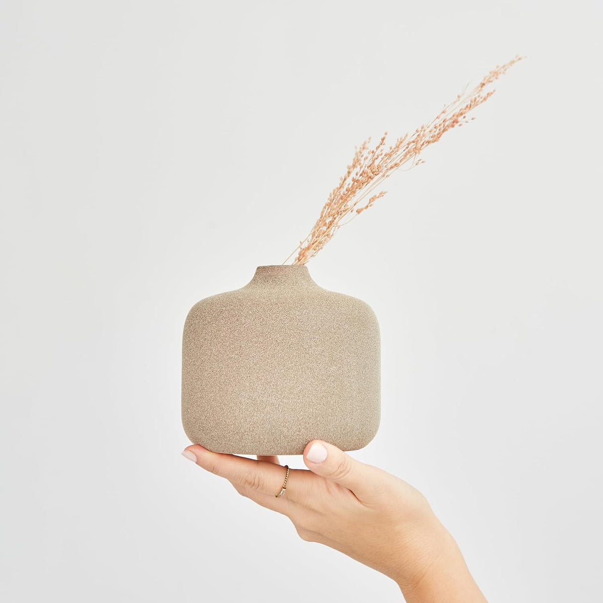 Small Ceramic Vase for Pampas Grass or Flowers - Minimalist Home Decor - Round Boho Pampas Grass Vase - Flower Vase for Coffee Table - Modern Vase for Centerpiece Table Decorations