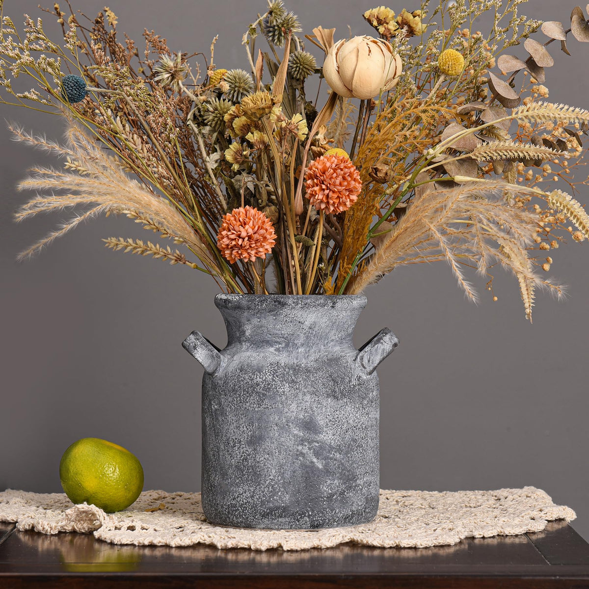 Quoowiit Ceramic Rustic Farmhouse Vase, Distressed Decorative Flower Vases for Home Decor, Ideal Shelf Decor, Green Boho Vase for Living Room Bedroom Kitchen Office Centerpiece Table Decorations