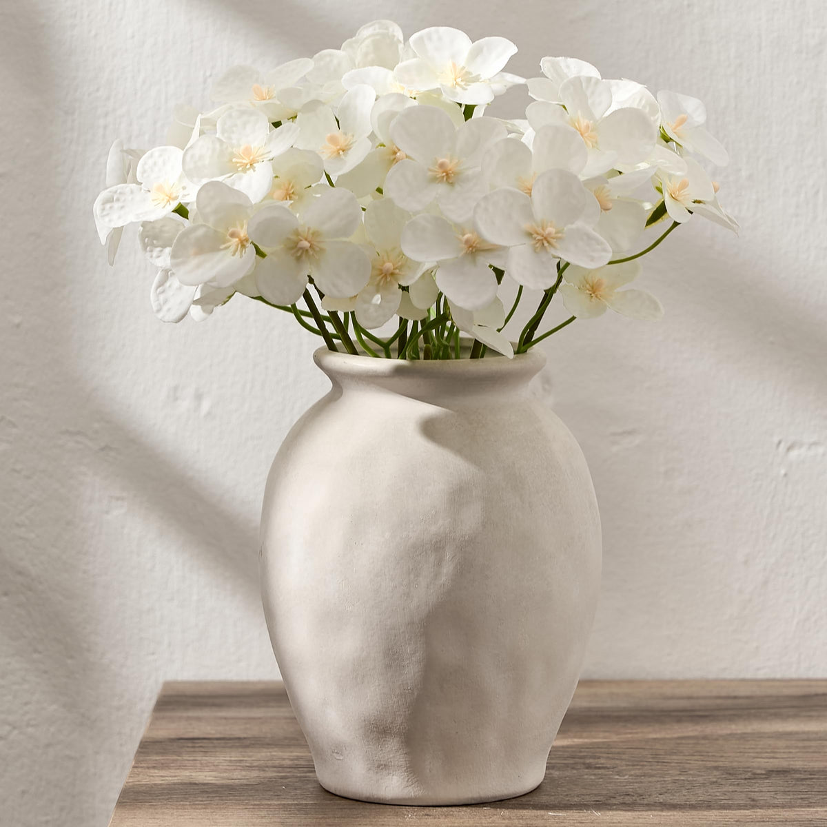 6.73" Ceramic Flower Decorative Antique Vase, Vintage Rustic Chinoiserie Floral Vase for Home Decor, Living Room, Bookshelf, Office, Entryway, Garden, Tuscan Decor, Chinoiserie Decor