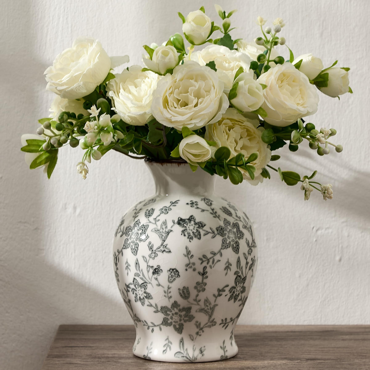 6.73" Ceramic Flower Decorative Antique Vase, Vintage Rustic Chinoiserie Floral Vase for Home Decor, Living Room, Bookshelf, Office, Entryway, Garden, Tuscan Decor, Chinoiserie Decor