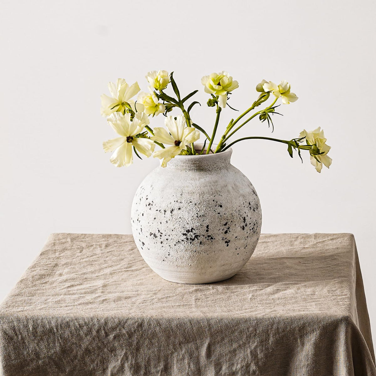 LE TAUCI Ceramic Vase, 9 Inch, Large Vase, Decorative Vase, White Vase