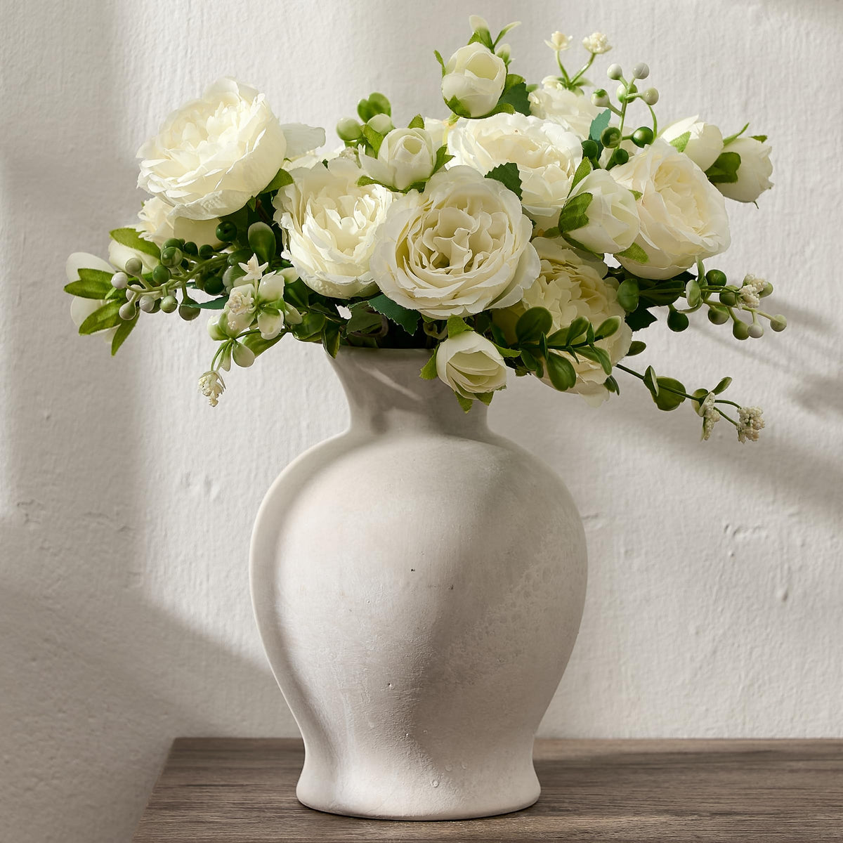 6.73" Ceramic Flower Decorative Antique Vase, Vintage Rustic Chinoiserie Floral Vase for Home Decor, Living Room, Bookshelf, Office, Entryway, Garden, Tuscan Decor, Chinoiserie Decor
