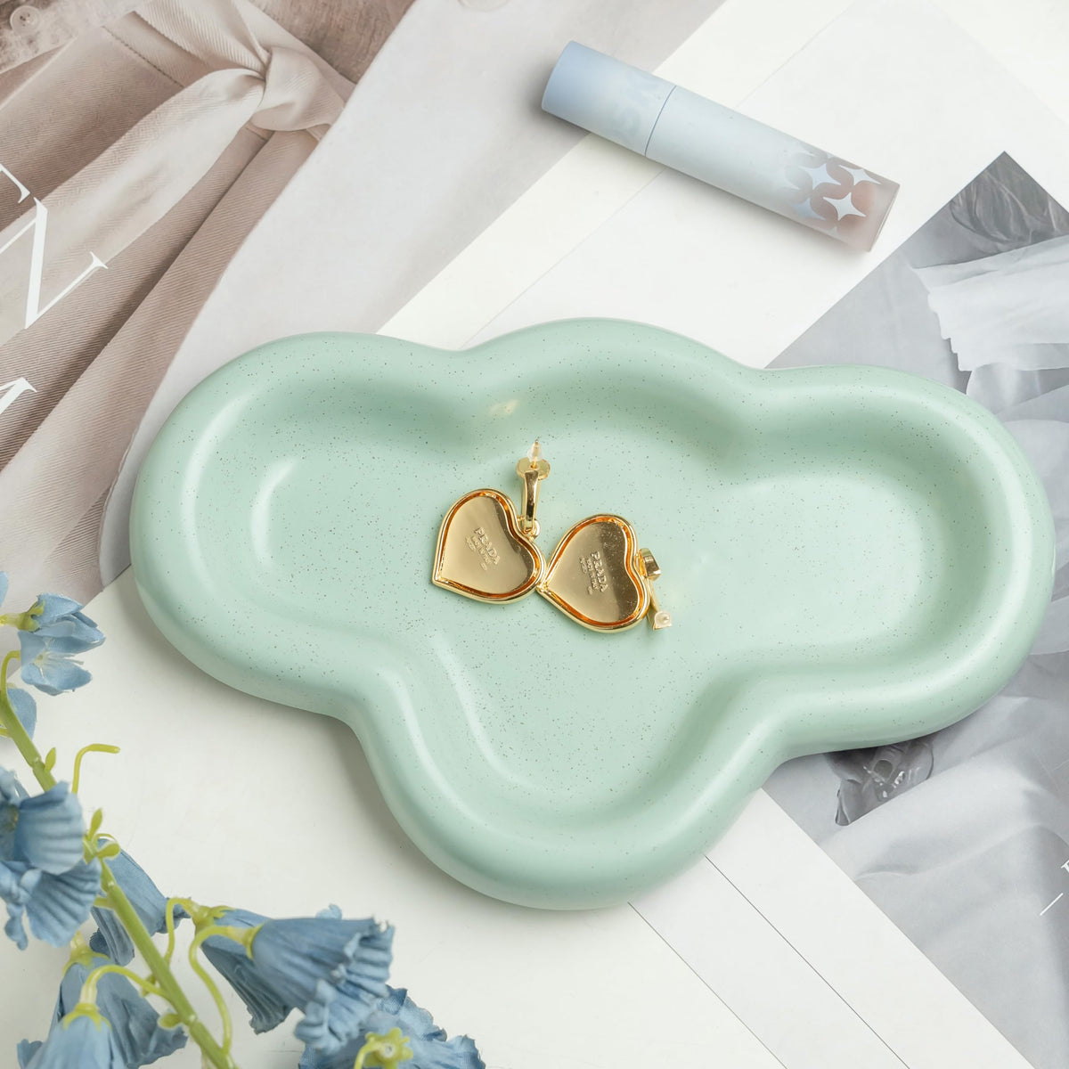Lynagert Cloud Trinket Dish, Chubby Jewelry Tray, Ceramic Jewelry Ring Trinket Dish for Rings Earrings Necklace Organizer, Mother's Day Thanksgiving Christmas Birthday Bridesmaid Gifts (White)
