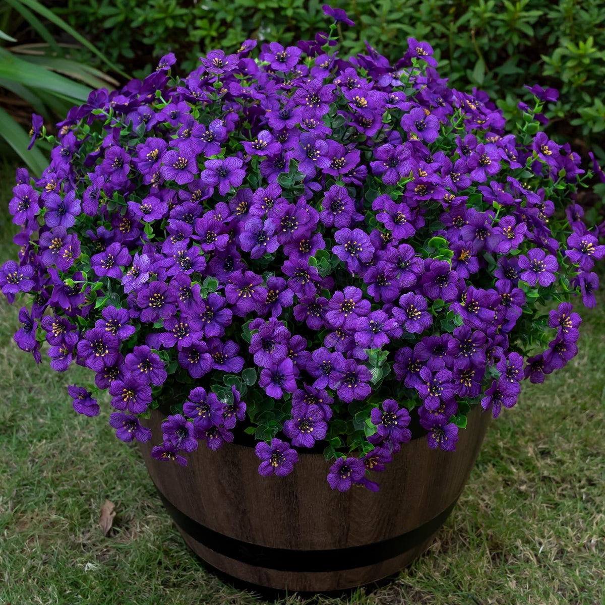 Lnoicy 20 Bundles Artificial Flowers for Outdoor Fake Plants for Spring Decoration,Faux Eucalyptus Flowers for Planter UV Resistant Lifelike for Home Porch Garden（7 Color）