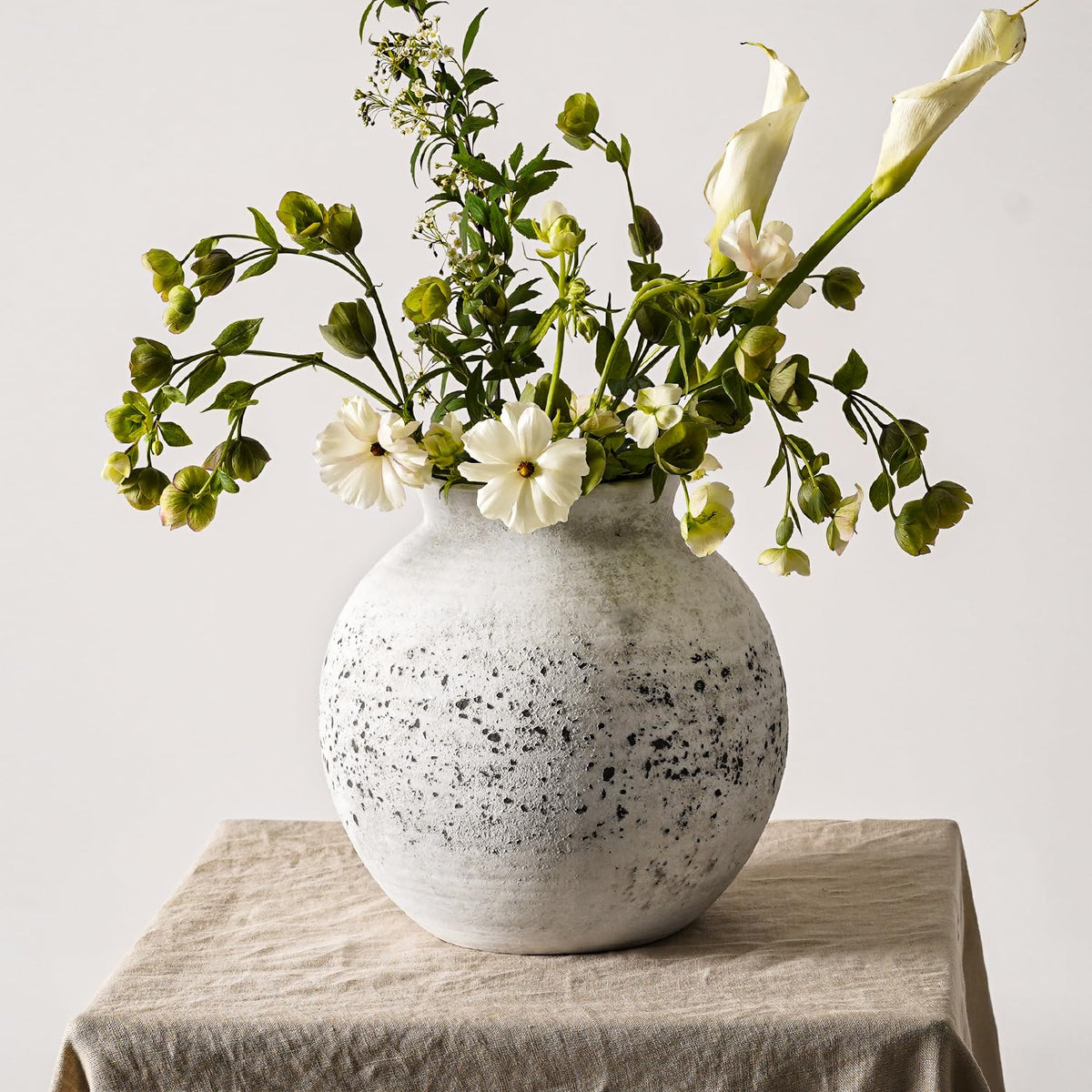 LE TAUCI Ceramic Vase, 9 Inch, Large Vase, Decorative Vase, Grey Vase