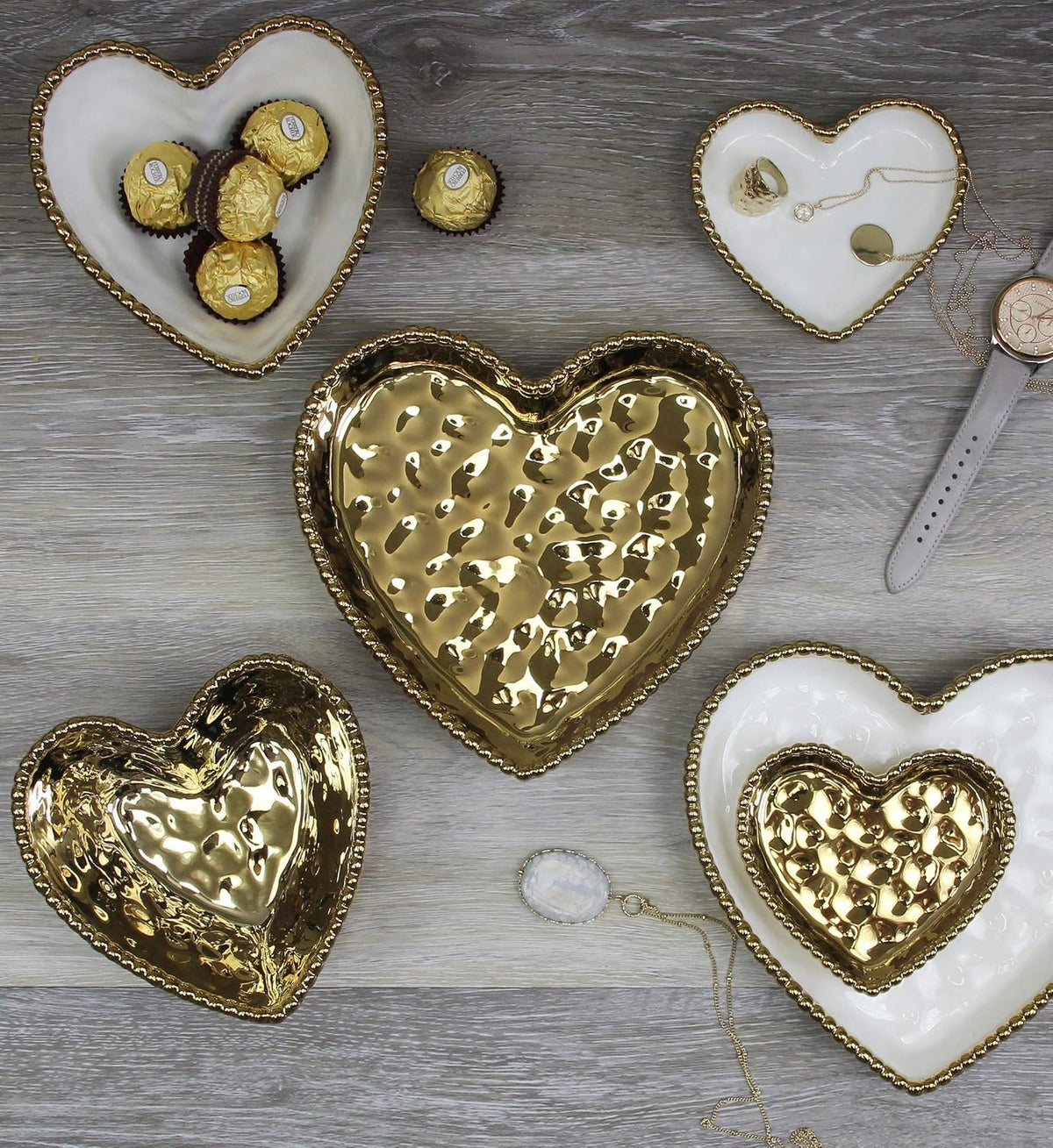 Pampa Bay Love is in the Air Medium Heart Dish (1, Gold)