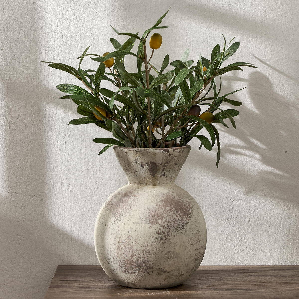 6.73" Ceramic Flower Decorative Antique Vase, Vintage Rustic Chinoiserie Floral Vase for Home Decor, Living Room, Bookshelf, Office, Entryway, Garden, Tuscan Decor, Chinoiserie Decor